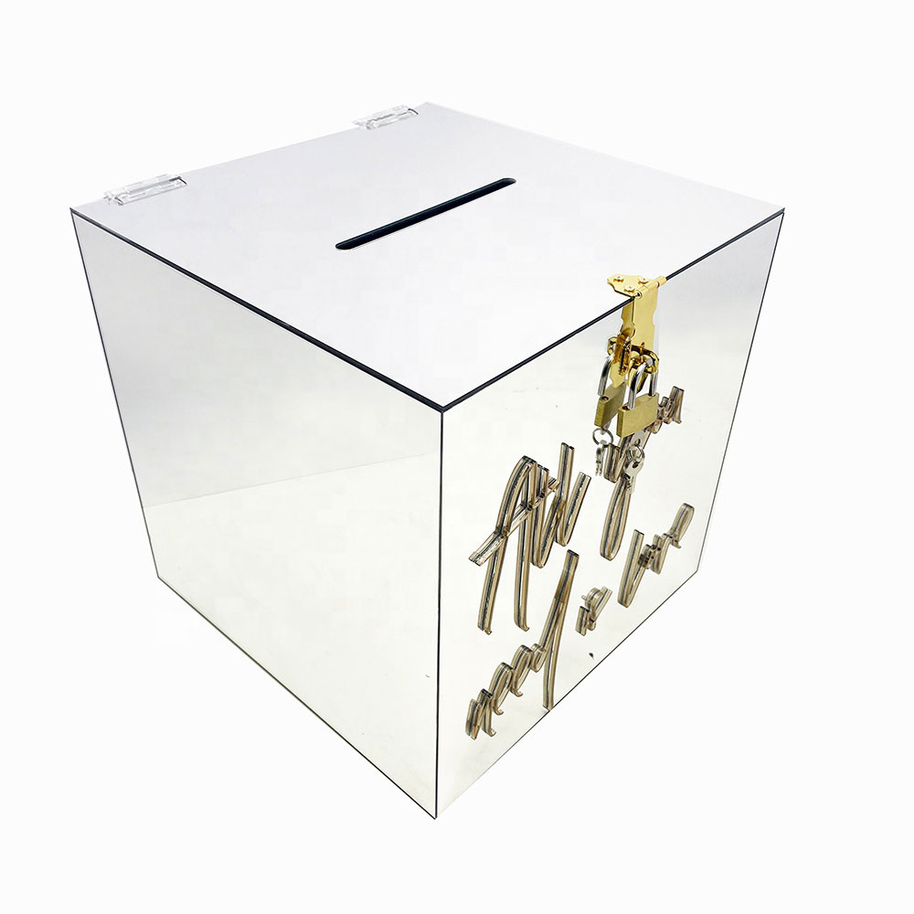 A Multifunctional Acrylic Box That is Ubiquitous and Inseparable